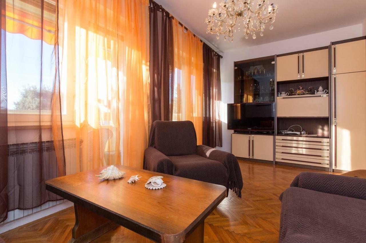 Neda Punat Exterior foto